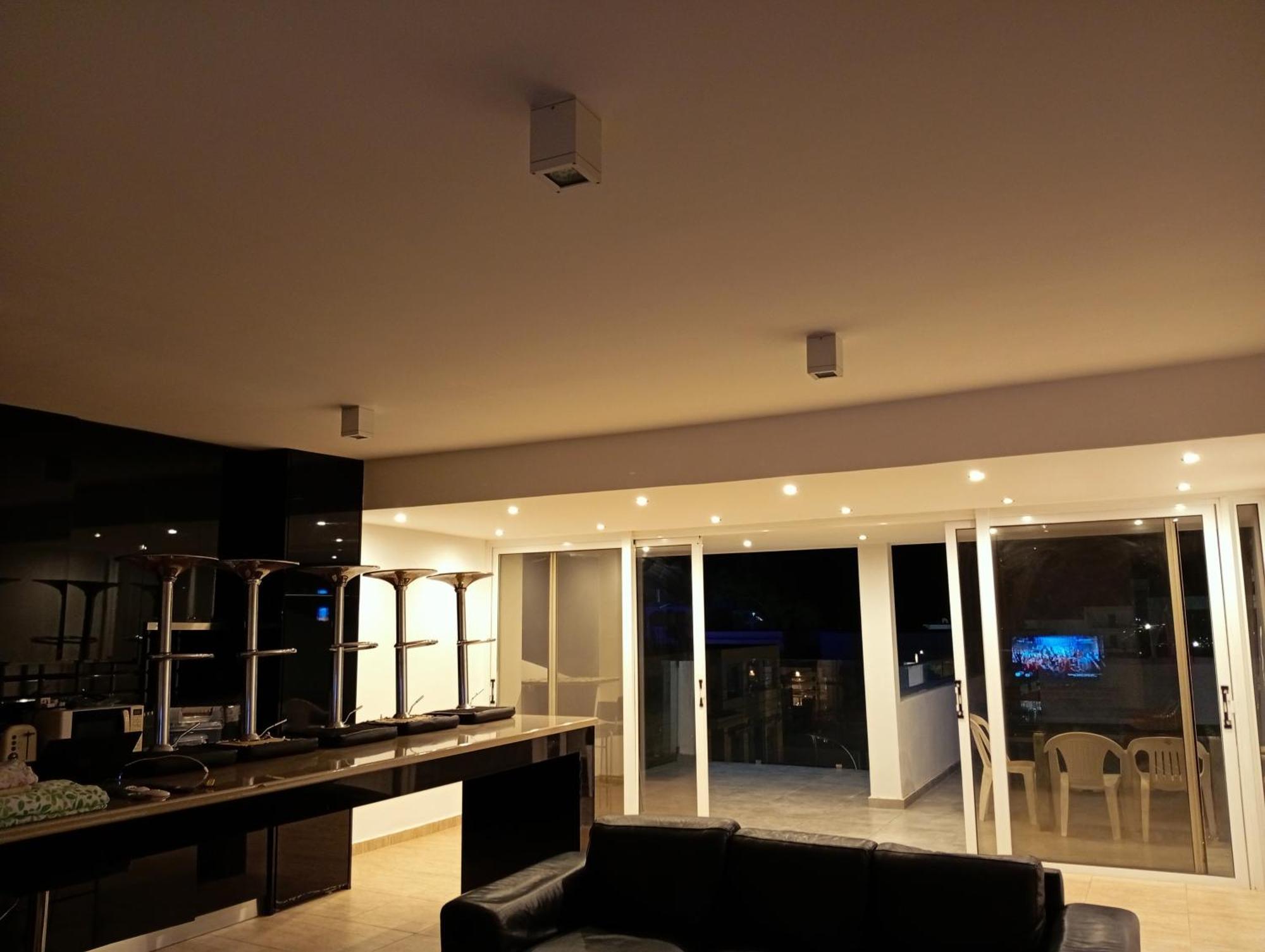 Freminore Sky Aprtments Leilighet Ajía Nápa